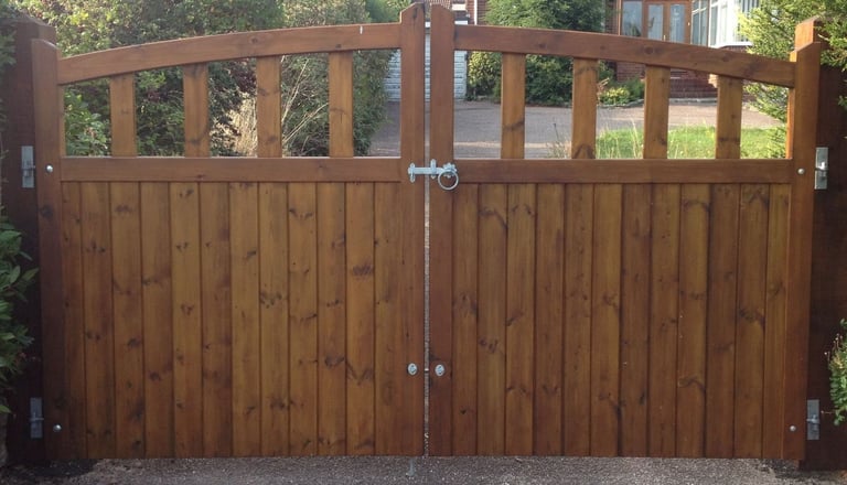 Close-board fencing completed by PC Landscaping in South Devon