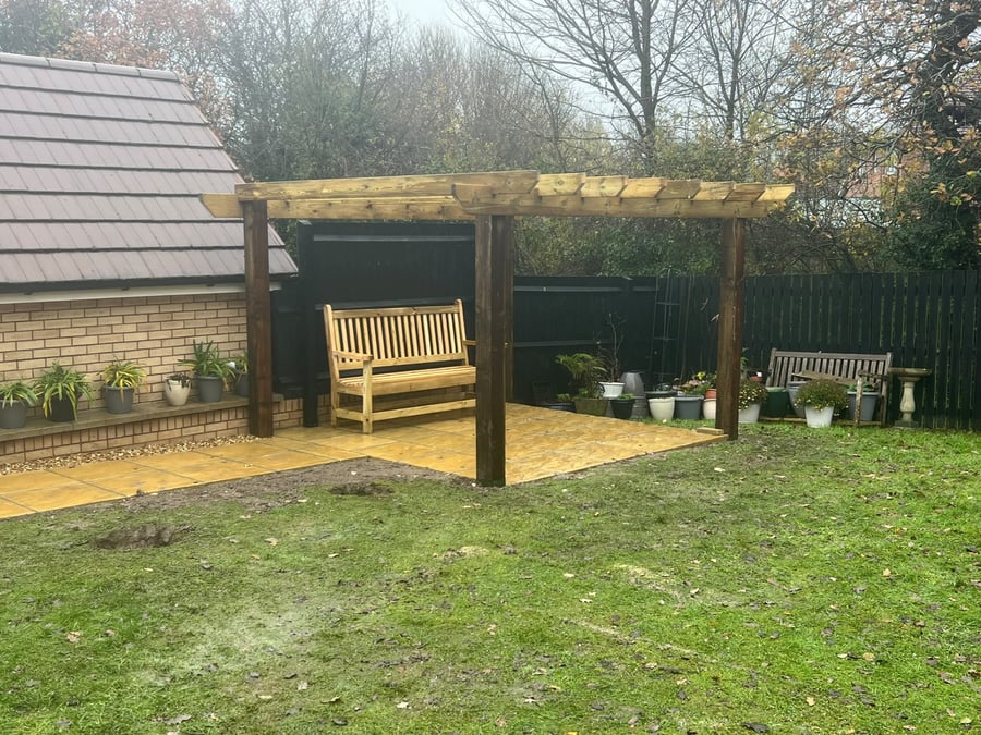 Pergolas by PC Landscaping in South Devon: project photo 2